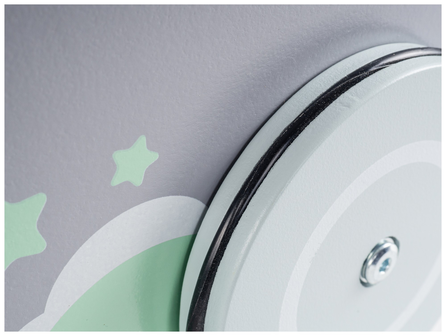 Medinis vežimėlis vaikštynė