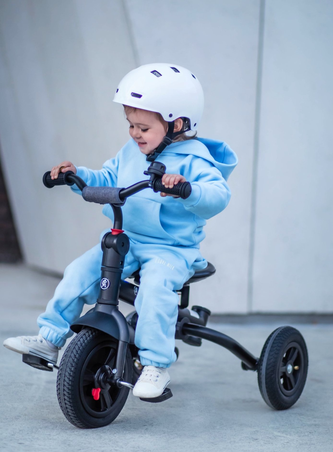 "Tobi Velar" triratis + lietaus plėvelė - pilka