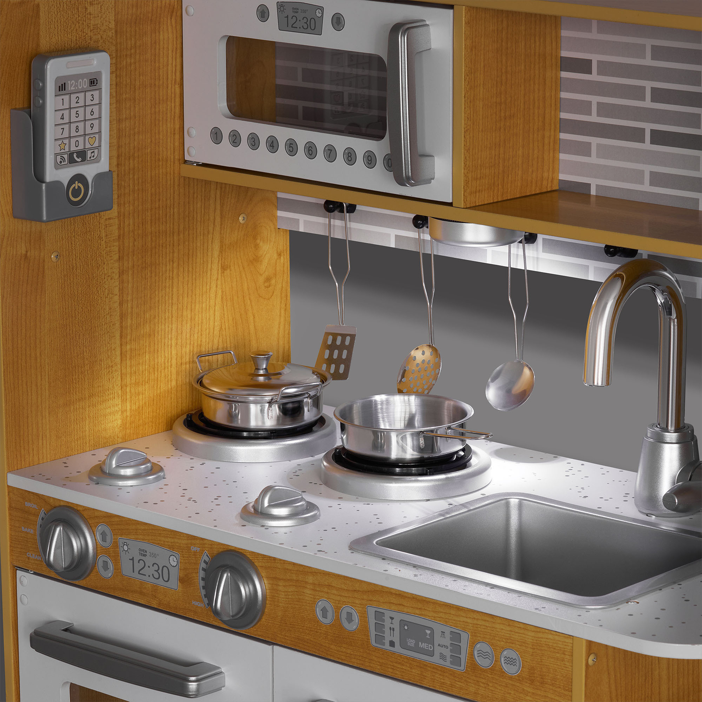 XXL medinė virtuvė su LED apšvietimu, prijuoste ir priedais