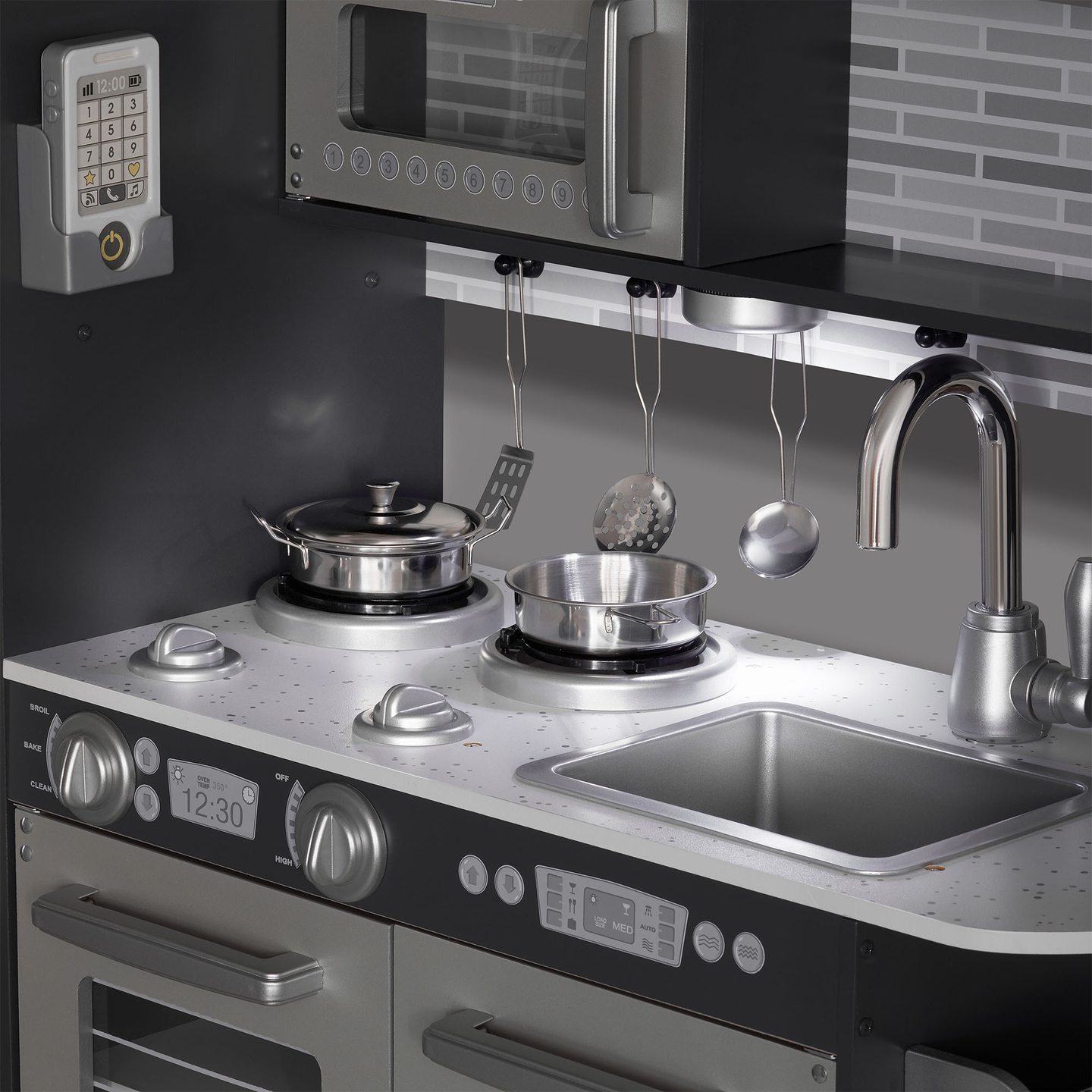 XXL medinė virtuvė su LED apšvietimu, prijuoste ir priedais