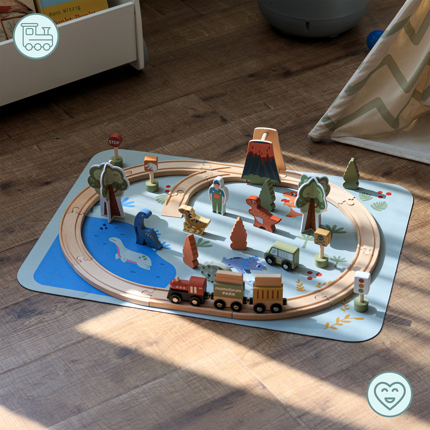 Dino parko medinis traukinukas su neslystančiu kilimėliu - dinozaurai, traukinukas, bėgiai, ugnikalnis, varpas