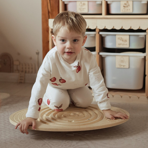 Medinė pusiausvyros lenta su labirintu ir kamuoliukais - balansavimo lenta