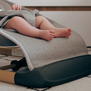 Supamoji kėdė "2-in-1" Moby-Sistema LILY - pilka