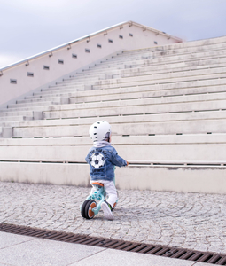 Vaikiškas triratukas, dviratukas ir vežimėlis - 5 in 1 iš "HyperMotion