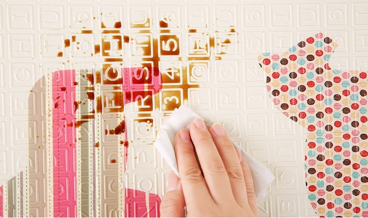 Dvipusis putplasčio kilimėlis XXL - sulankstomas 1 CM (miškas su meškiuku ir žirgais)