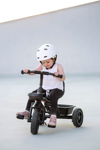 "HyperMotion TOBI VECTOR" triratukas - amžini pripučiami ratai + stūmimo strypas. Spalva: juoda.