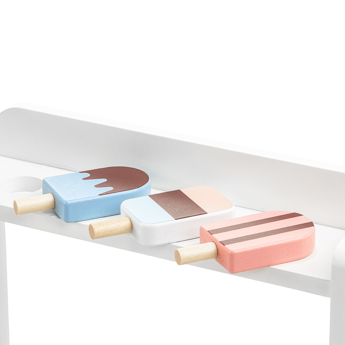 Medinė ledainė su kavos aparatu - kavinė su priedais