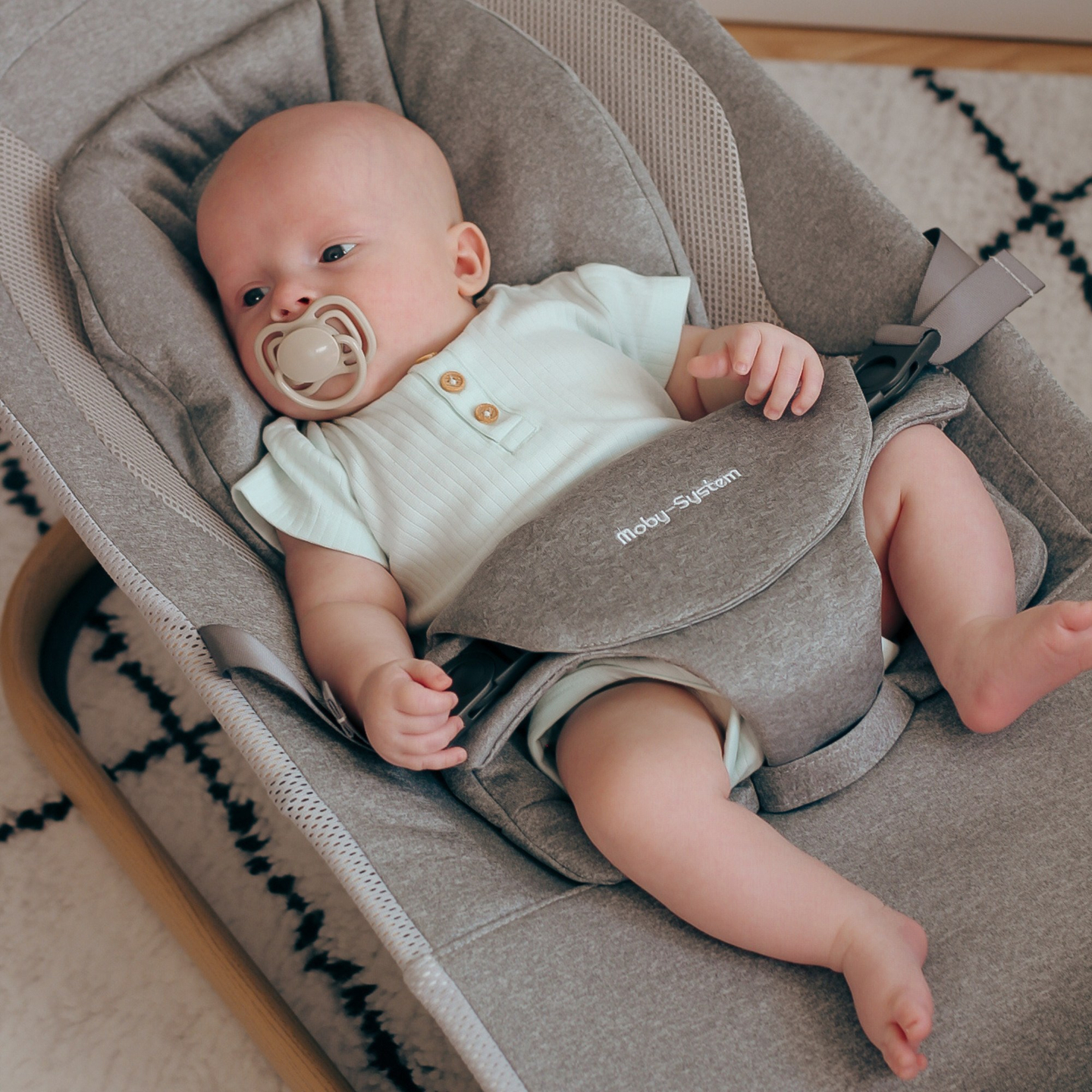 Supamoji kėdė "2-in-1" Moby-Sistema LILY - pilka