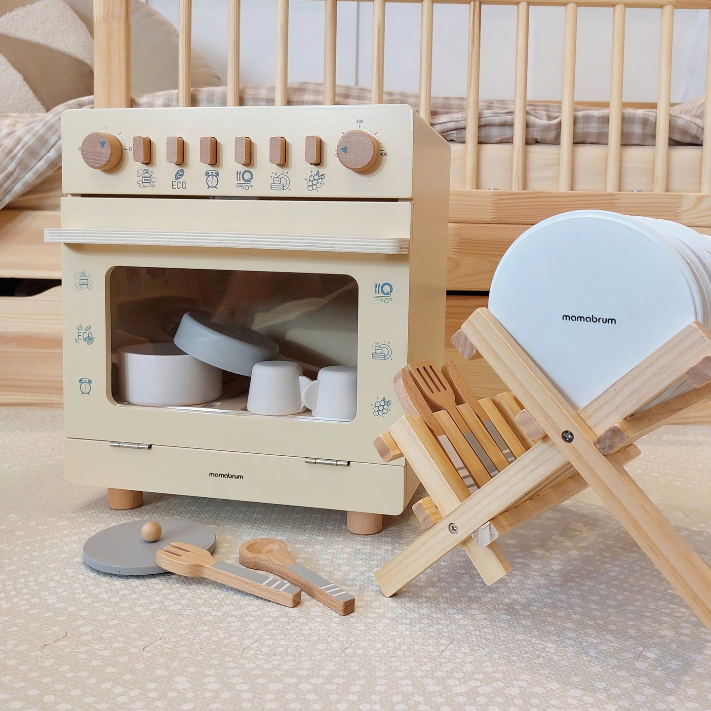 Medinė indaplovė su priedais