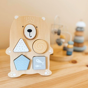 Medinių žaislų rinkinys - spalvotas persipynimas, ruonių piramidė, meškiukų rūšiuoklė