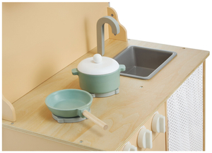 Medinė virtuvė su prijuoste, priedais ir LED apšvietimu