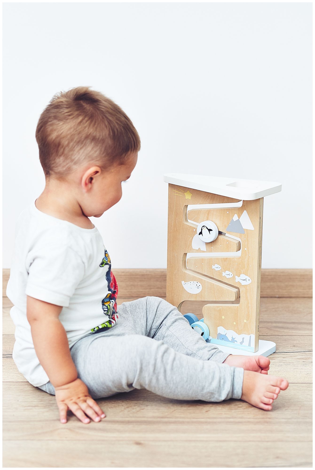 Medinė dvipusė sensorinė manipuliavimo lenta