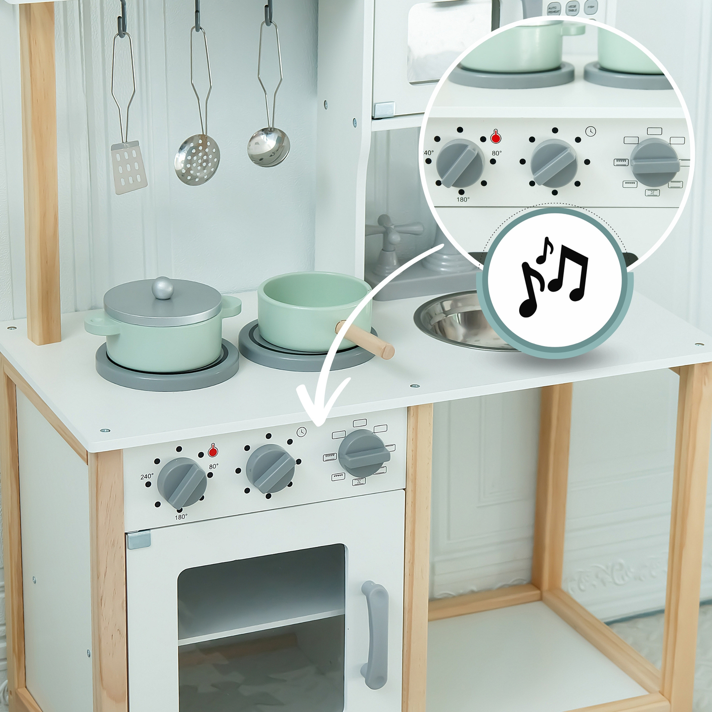 Medinė vaikų virtuvėlė su mikrobangų krosnele