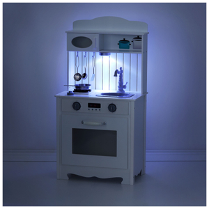 Balta medinė virtuvė su prijuoste, priedais ir LED lempa