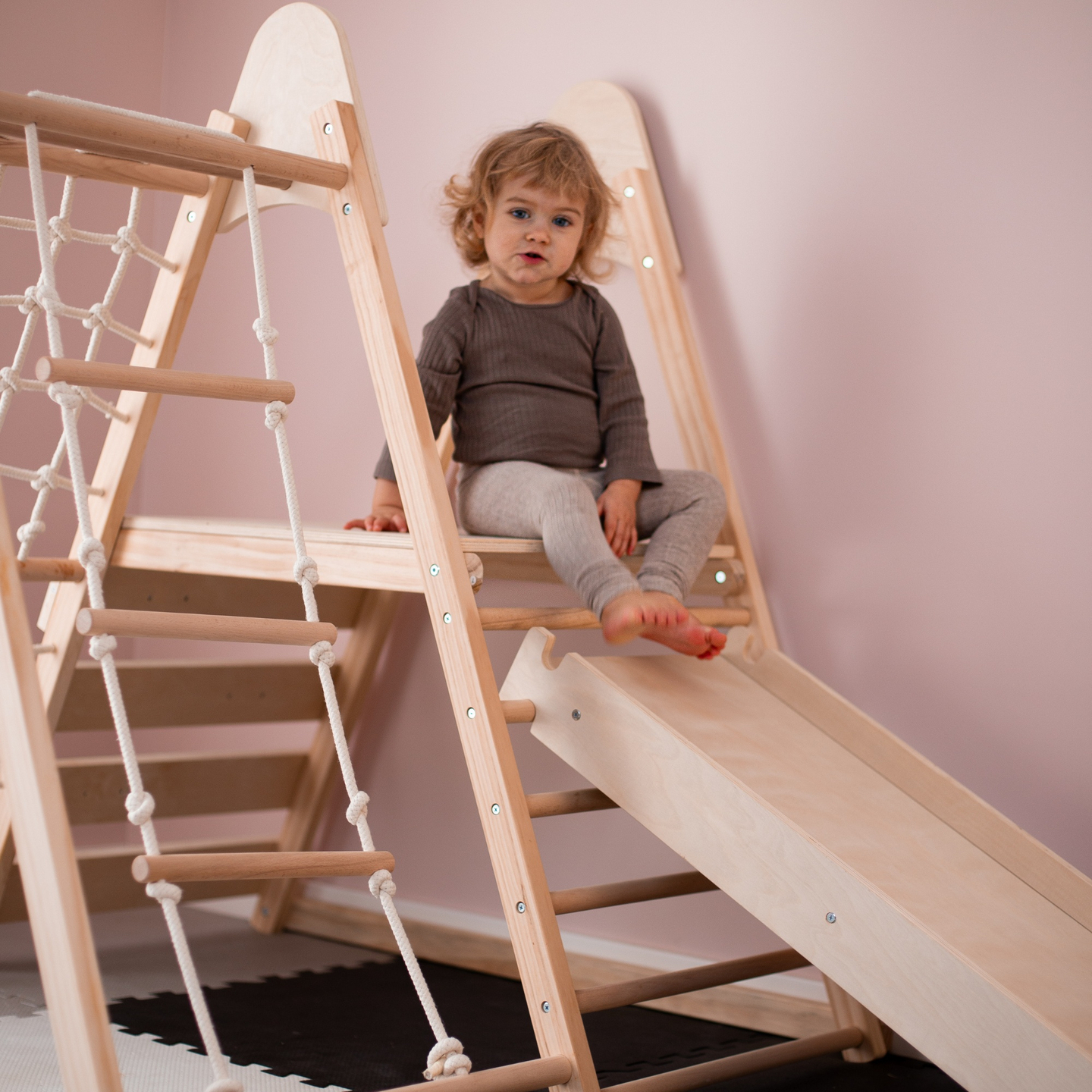 Medinė namų žaidimų aikštelė XL 5in1