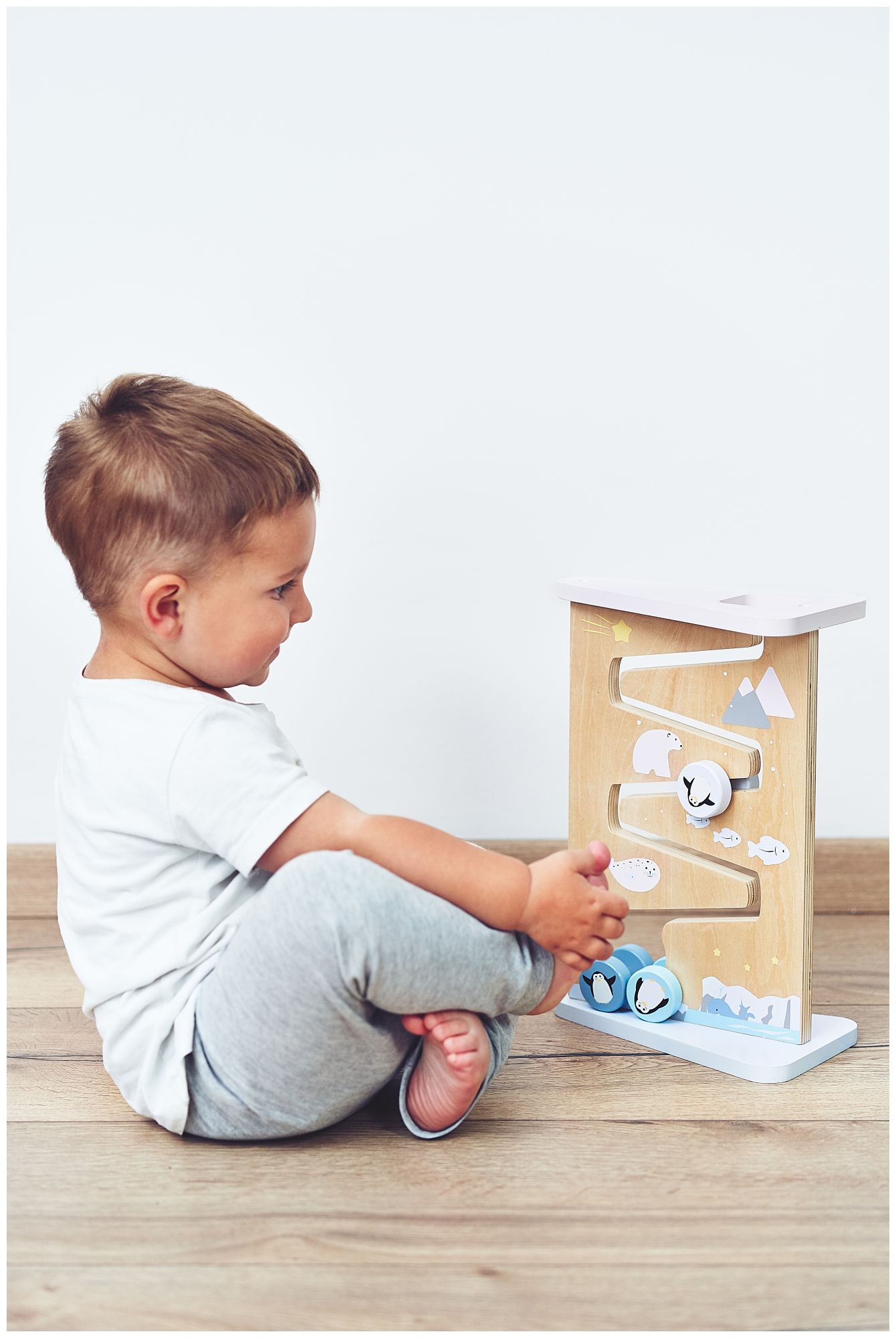 Medinė dvipusė sensorinė manipuliavimo lenta