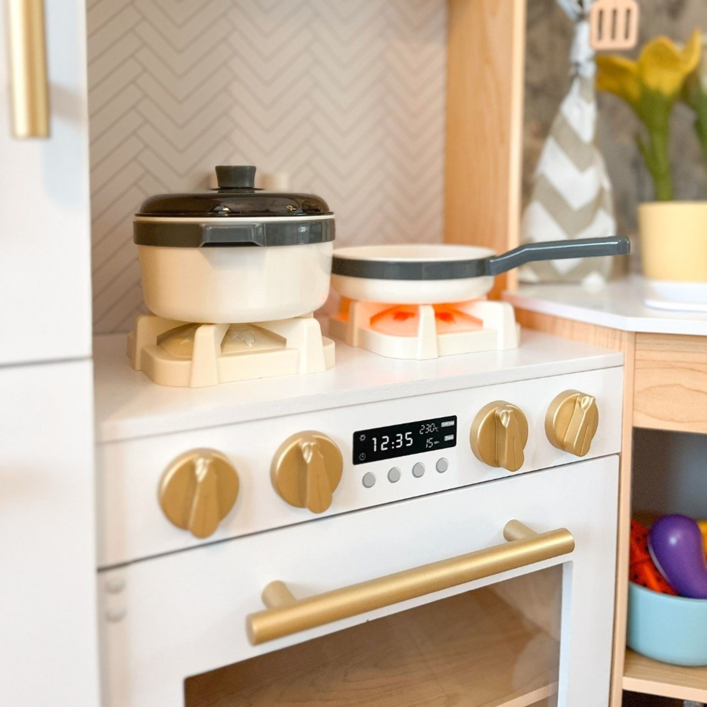 XXXXL didelė medinė interaktyvi virtuvė su LED apšvietimu, skalbimo mašina, mikrobangų krosnele, kavos aparatu, vaisių ir daržovių rinkiniu - 50 elementų