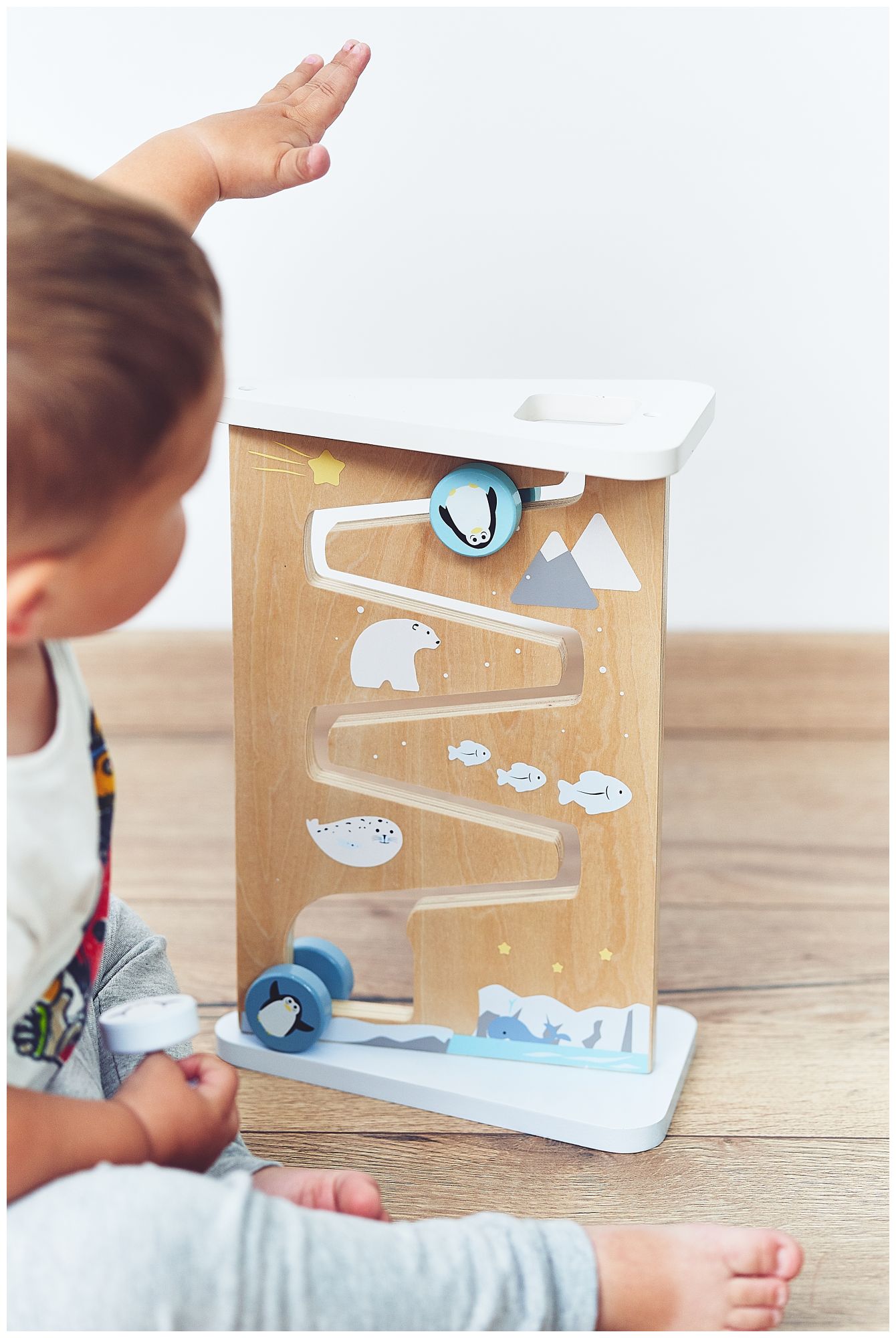 Medinė dvipusė sensorinė manipuliavimo lenta