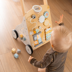 Edukacinė medinė vaikštynė 8in1 / kūdikių stumdyklė - manipuliacinė lenta