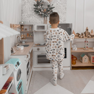 XXXL medinė interaktyvi kampinė virtuvė su šaldytuvu, mikrobangų krosnele, orkaite, indaplove ir priedais - balta